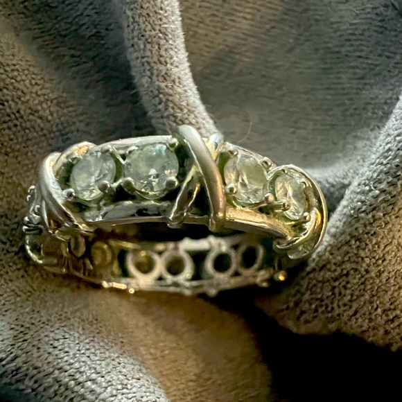 Beautiful Judith Ripka Ring! - Picture 2 of 3